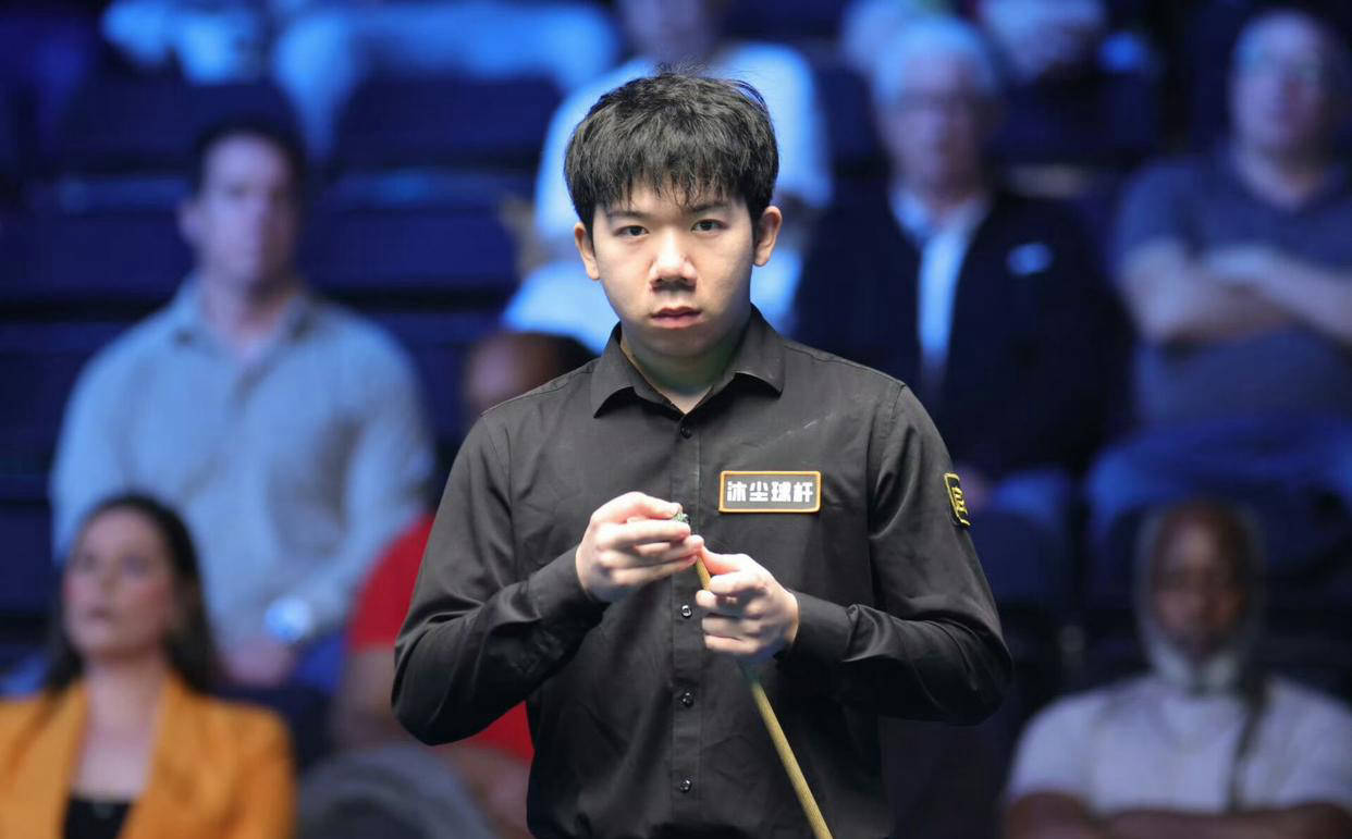 深刻印象, 输给威廉姆, 默滕斯