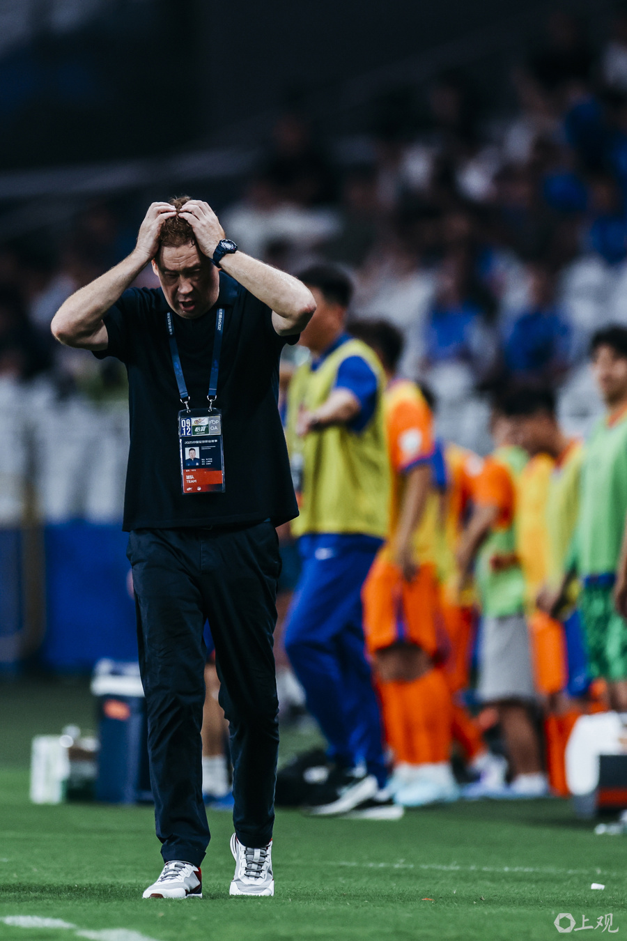 伍里, 的态度, 过去几天