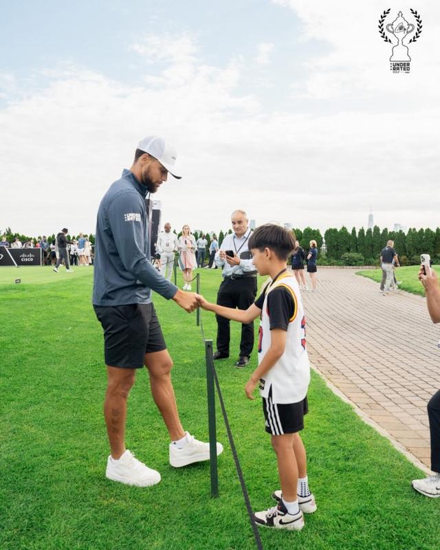 本年度第四, 高尔夫巡回